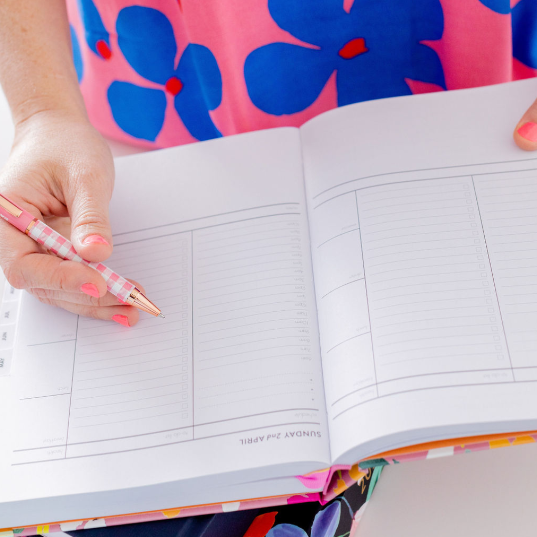 2024 Amelia Lane Life Designer, Desktop Daily (Sunset Hibiscus)